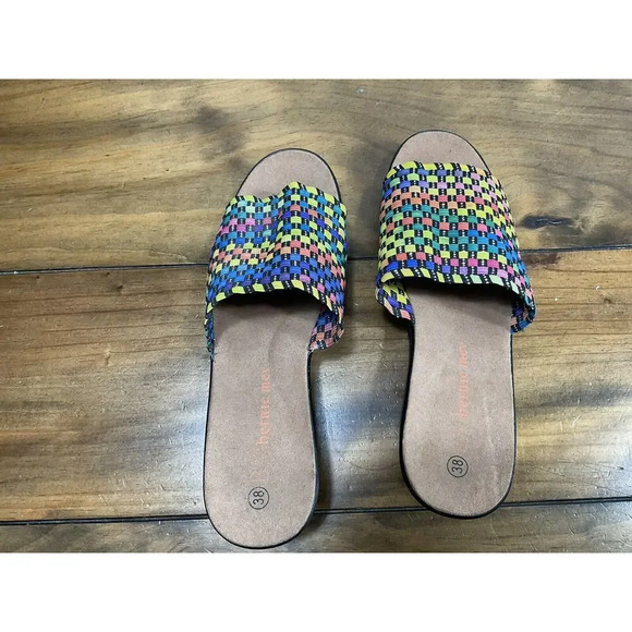Bernie Mev Multi Rainbow Stretch Woven Capri Slide Sandal Womens Sz 38 US 7.5 - Picture 5 of 6